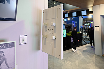 ePaper mounting solutions