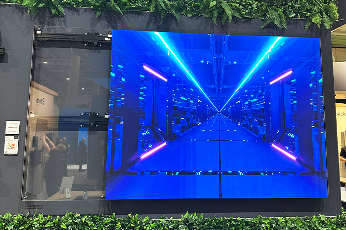 System Xpert and System Xpress dvLED display at ISE 2026